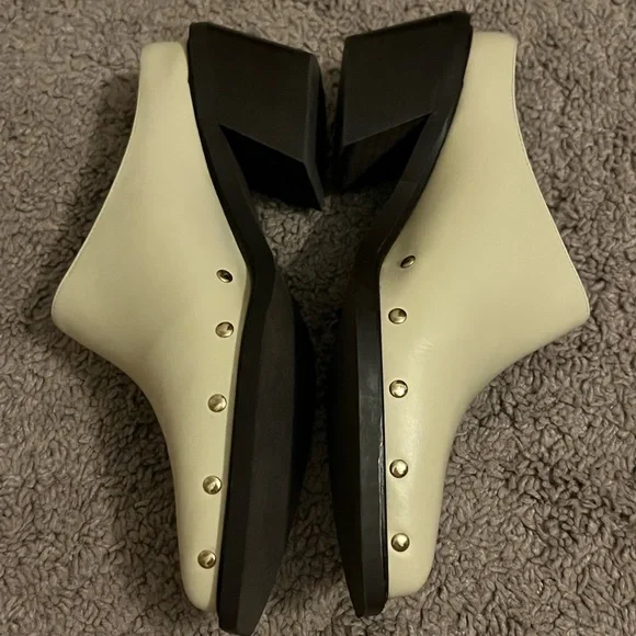 Alohas Off White Pointed Studded Heeled Clogs - Picture 3 of 5